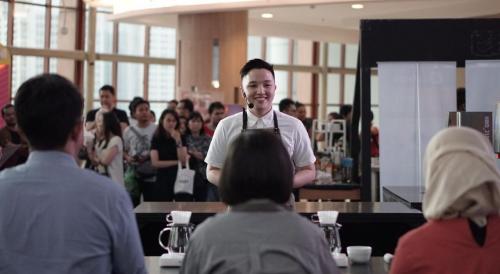 Otniel Christofer Wakili Indonesia Racik Kopi Hingga Ke Luar Negeri